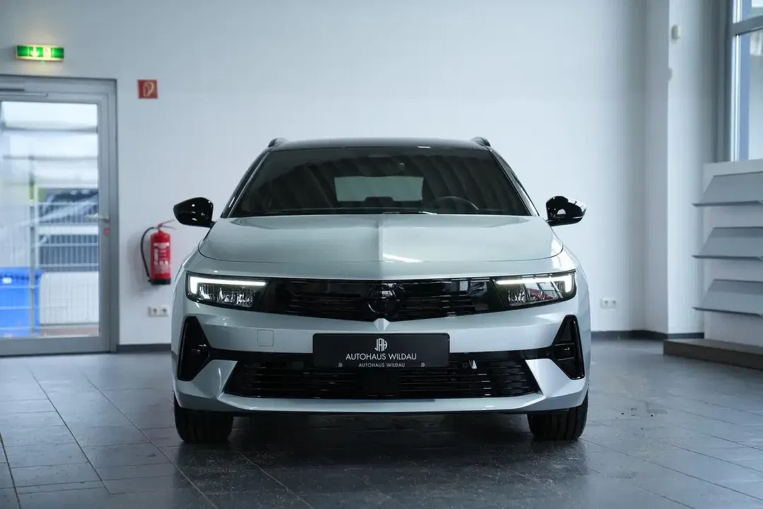 Opel Astra - Thumbnail 4