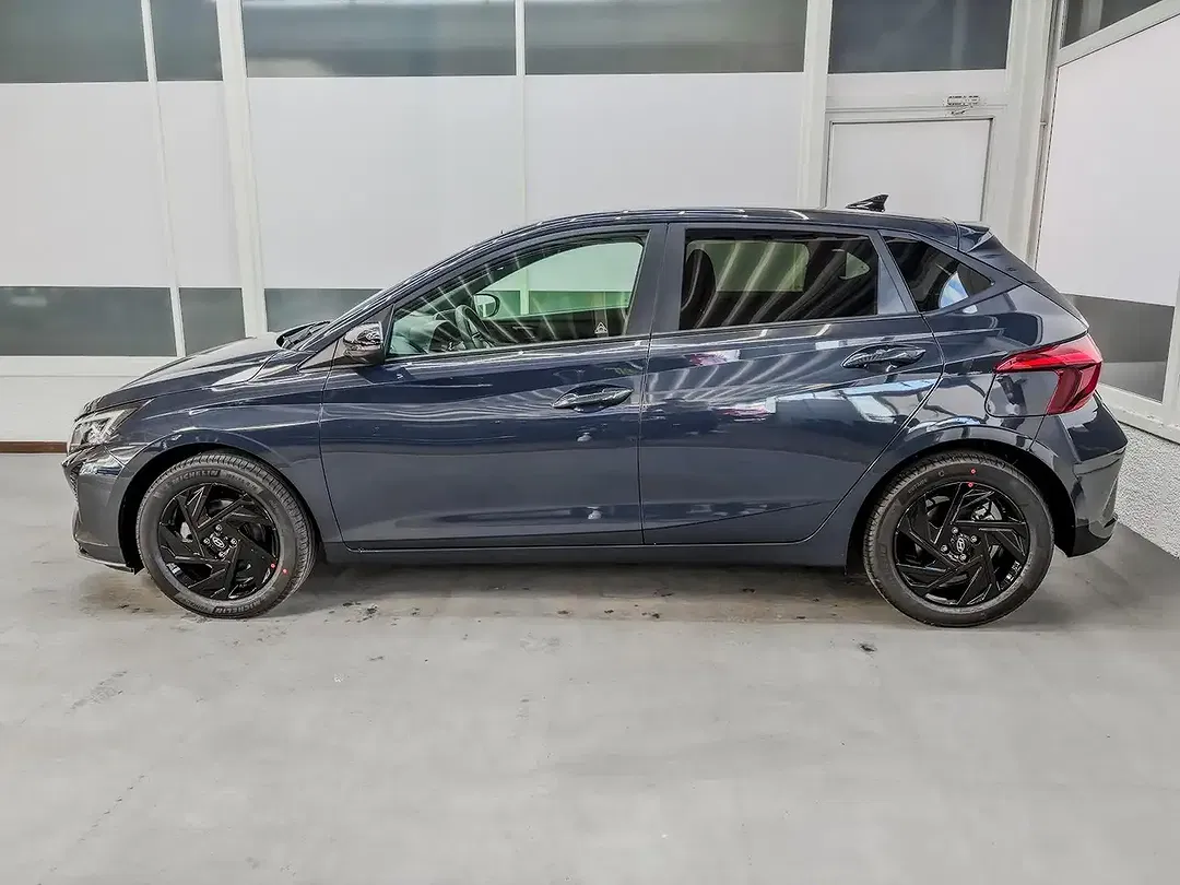 Hyundai i20 - Thumbnail 3