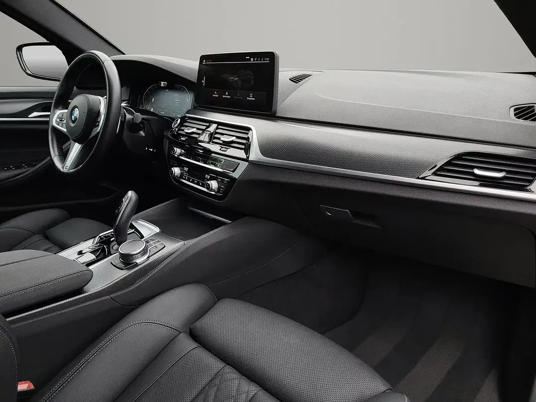 BMW 520 - Thumbnail 10