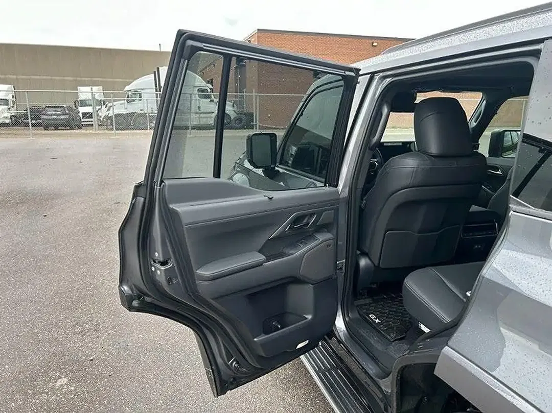 Lexus GX 550 - Thumbnail 6