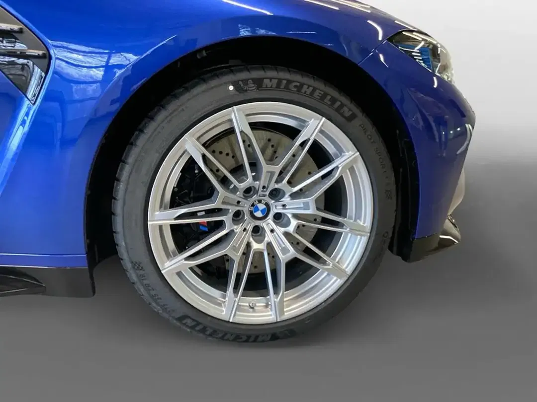 BMW M3 - Thumbnail 13