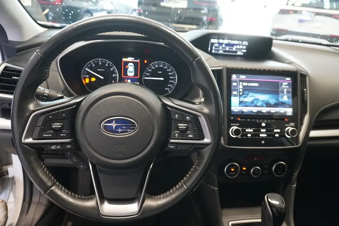 Subaru Impreza - Thumbnail 11