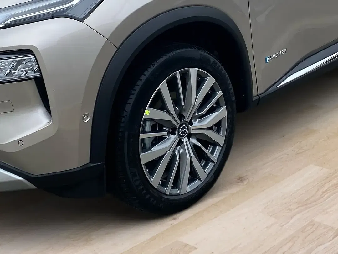 Nissan X-Trail - Thumbnail 7