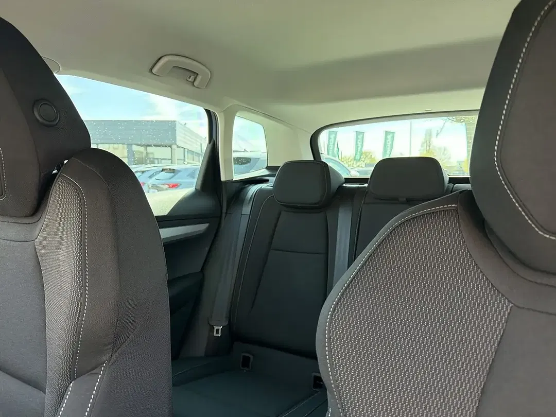 Skoda Karoq - Thumbnail 9