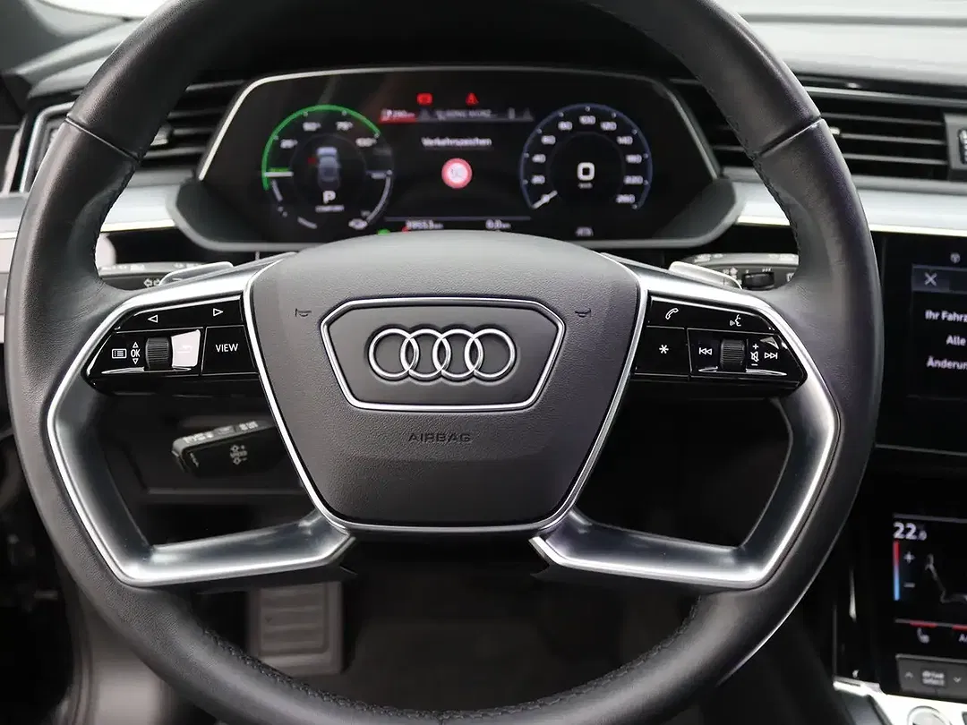 Audi Q8 e-tron - Thumbnail 9