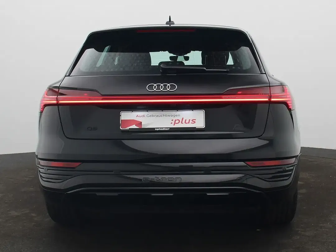 Audi Q8 e-tron - Thumbnail 5