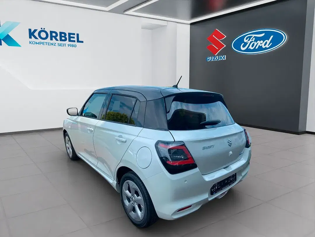 Suzuki Swift - Thumbnail 7