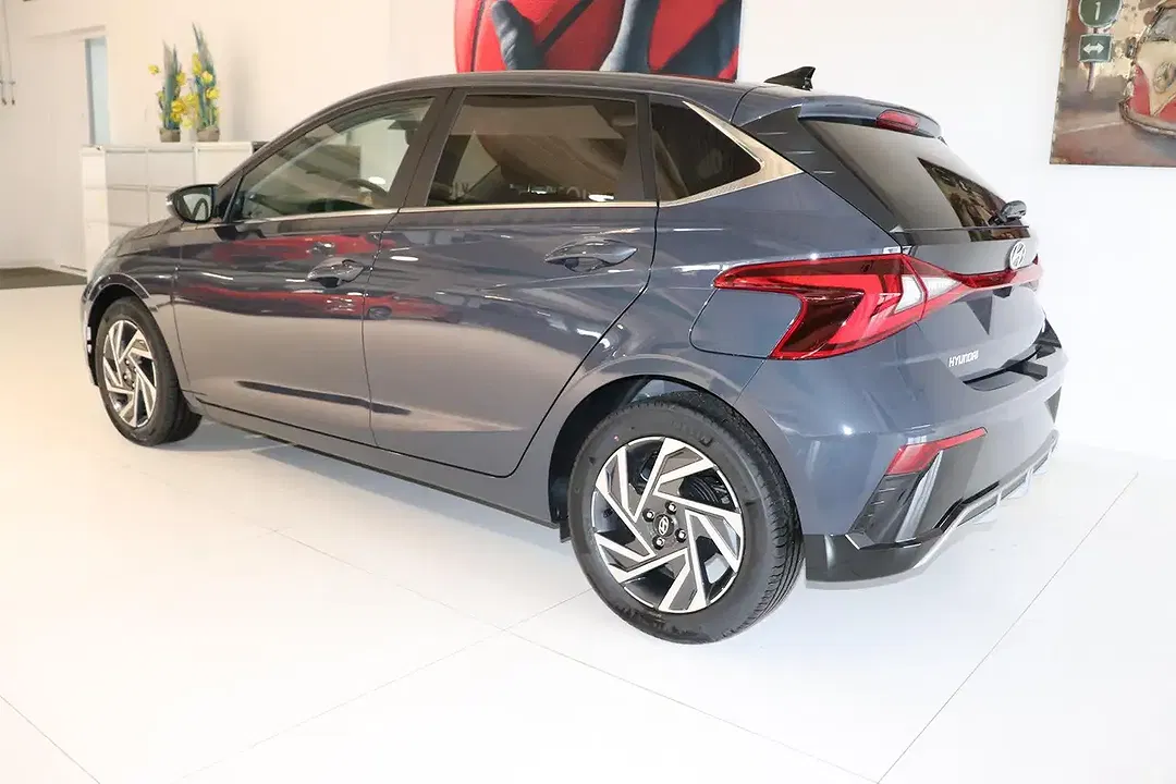 Hyundai i20 - Thumbnail 3