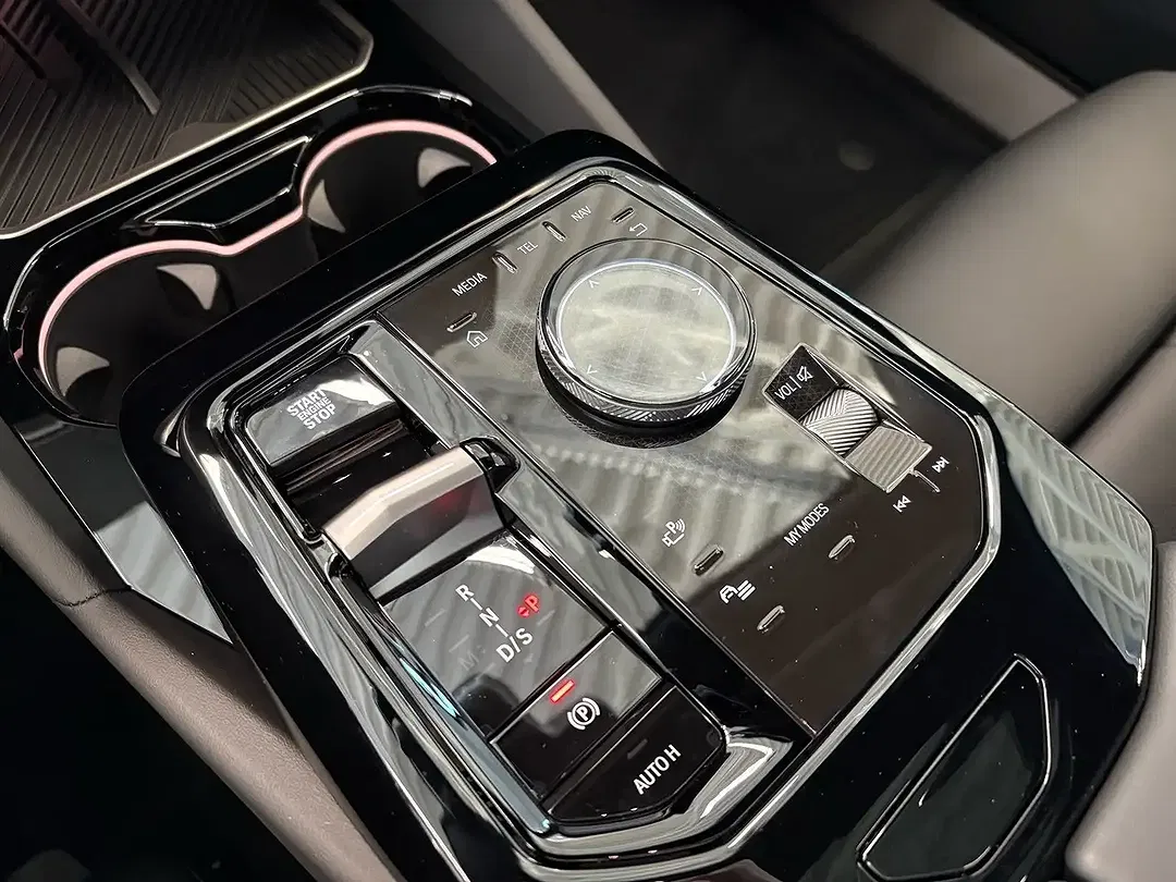 BMW 520 - Thumbnail 15