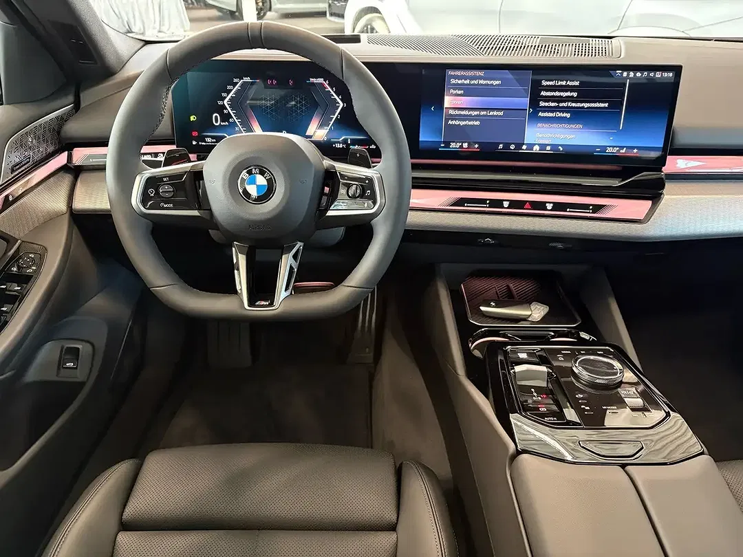 BMW 520 - Thumbnail 4