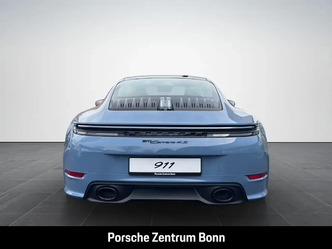 Porsche 992 - Thumbnail 6