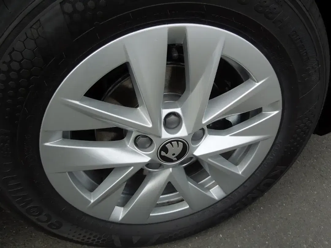 Skoda Fabia - Thumbnail 13