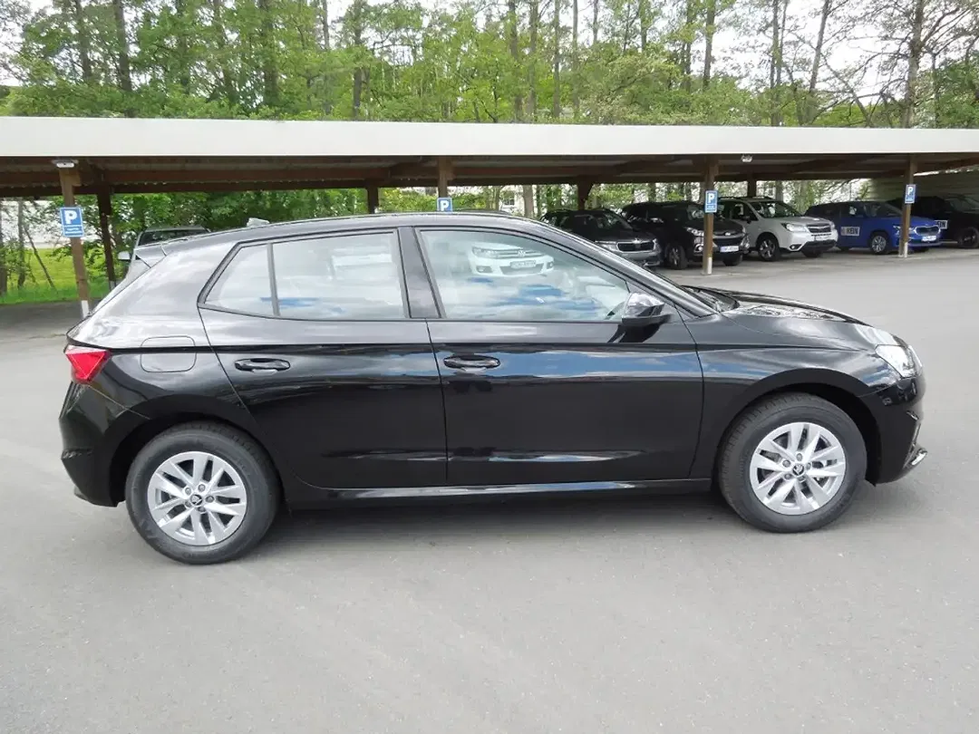 Skoda Fabia - Thumbnail 3