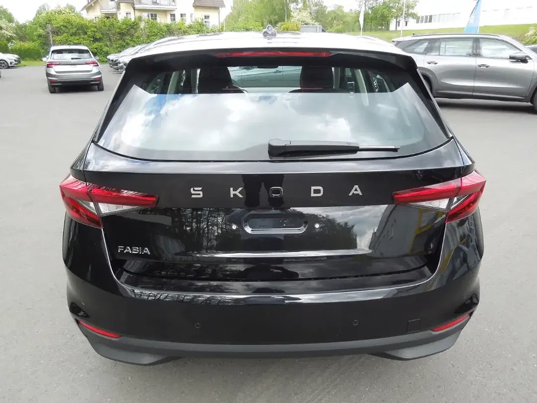 Skoda Fabia - Thumbnail 5