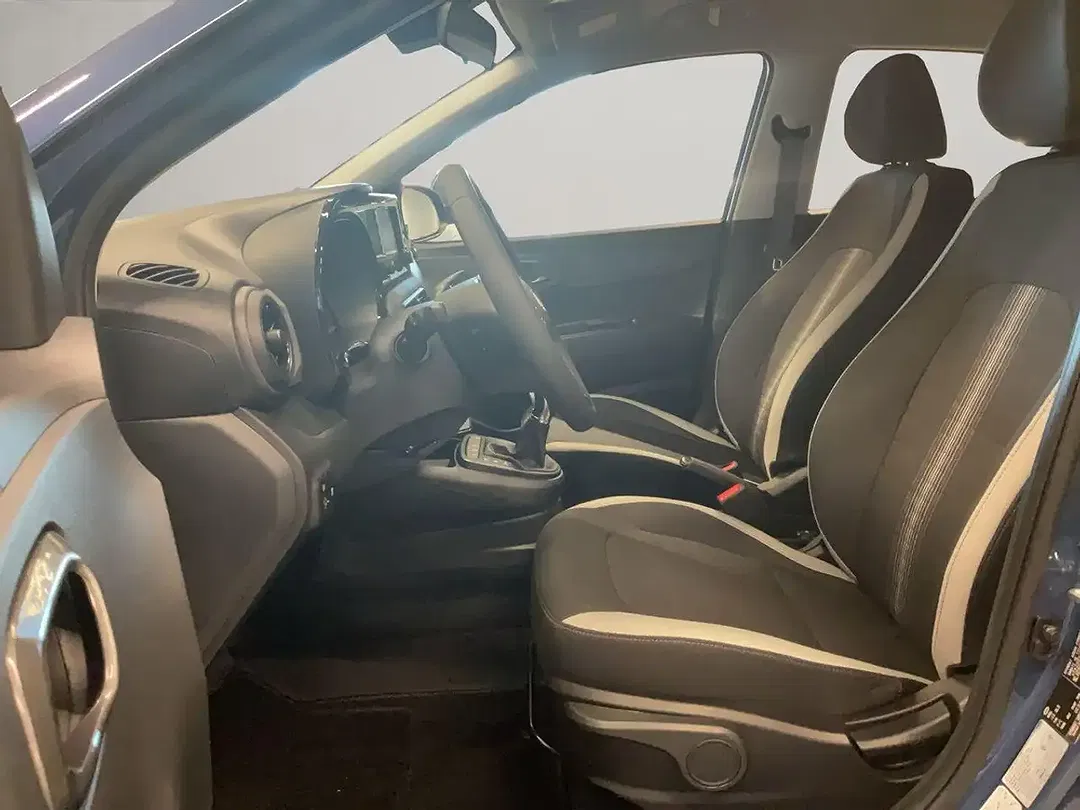 Hyundai i10 - Thumbnail 11