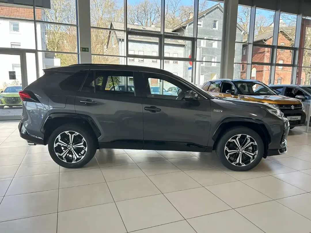 Suzuki Across - Thumbnail 4