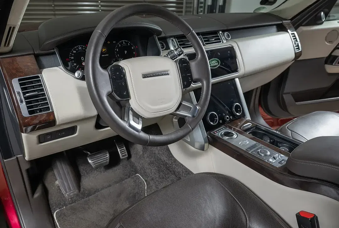 Land Rover Range Rover - Thumbnail 10