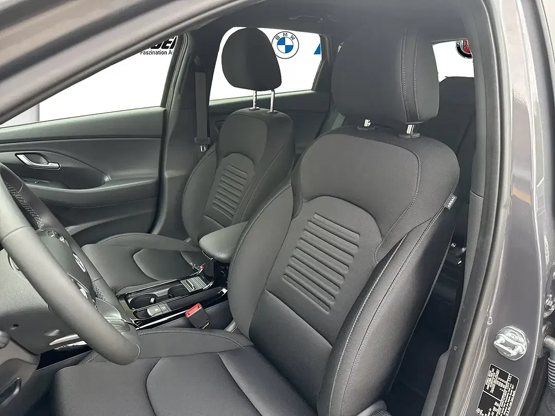 Hyundai i30 - Thumbnail 10