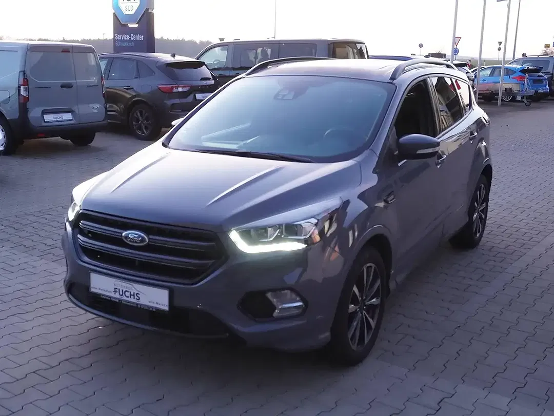Ford Kuga - Thumbnail 1