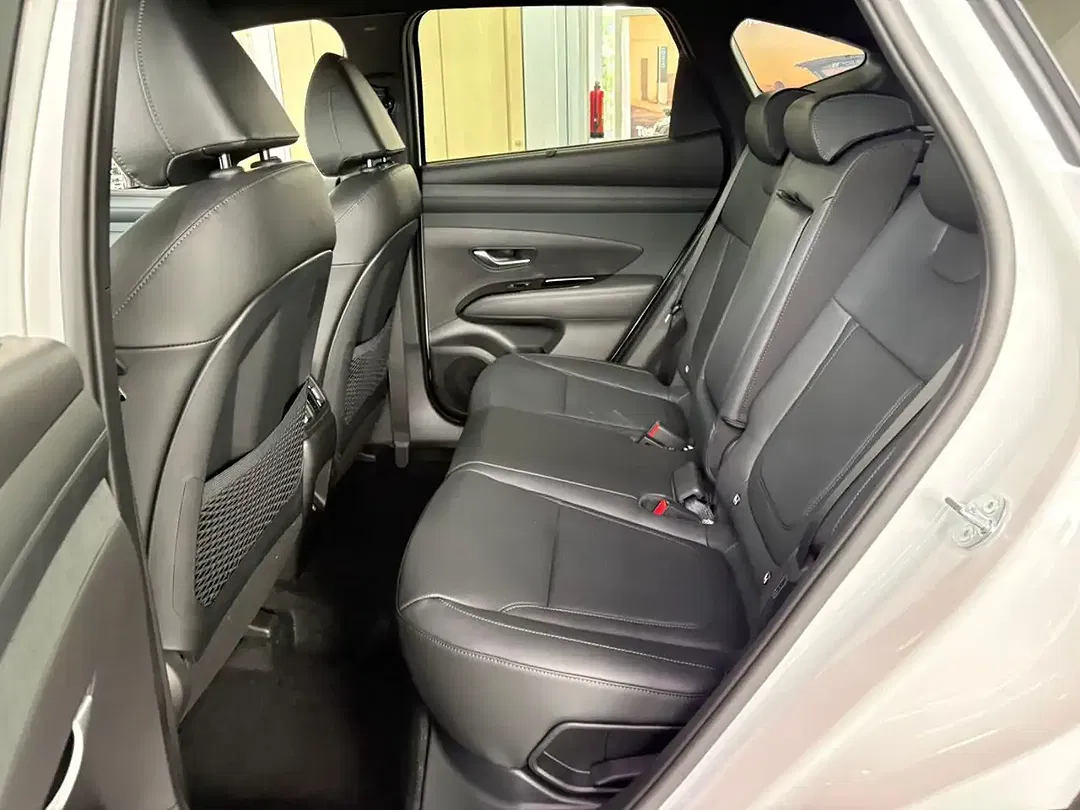 Hyundai TUCSON - Thumbnail 10