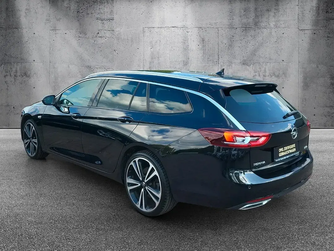 Opel Insignia - Thumbnail 3