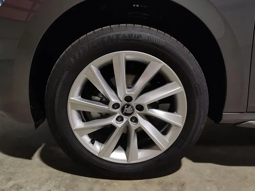 Skoda Kamiq - Thumbnail 9