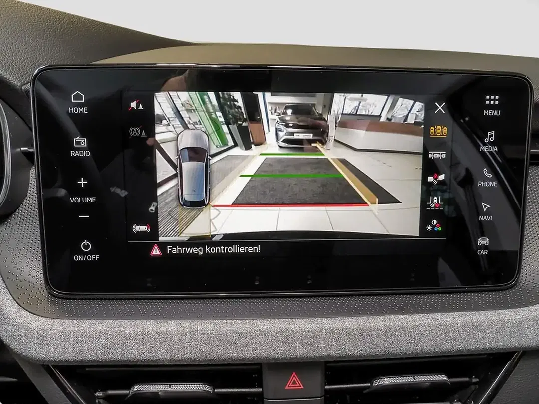 Skoda Scala - Thumbnail 15