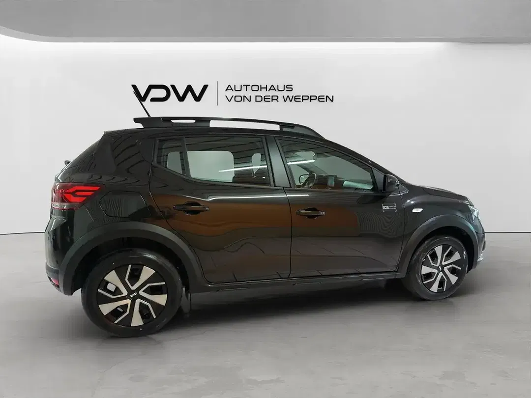 Dacia Sandero - Thumbnail 9