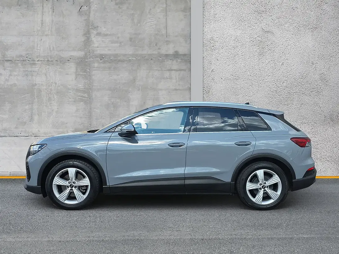Audi Q4 e-tron - Thumbnail 2