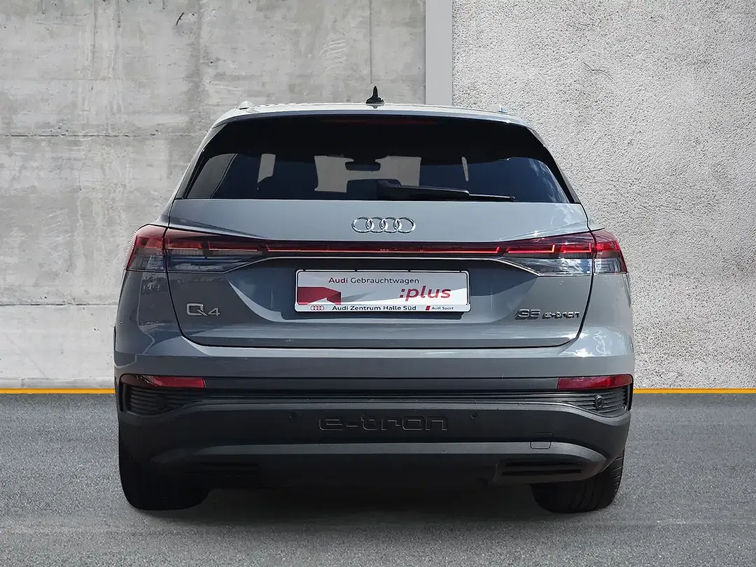 Audi Q4 e-tron - Thumbnail 4