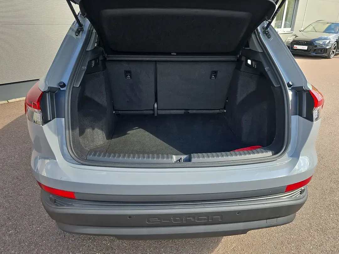 Audi Q4 e-tron - Thumbnail 8