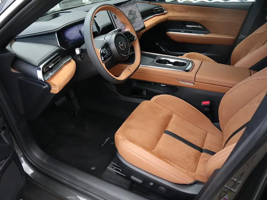 Mazda 6e - Thumbnail 11