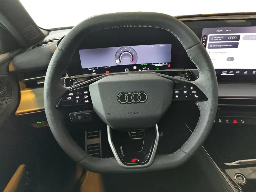 Audi Q3 - Thumbnail 9