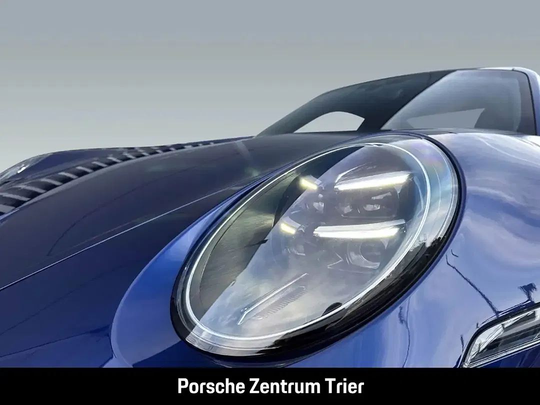 Porsche 992 - Thumbnail 11