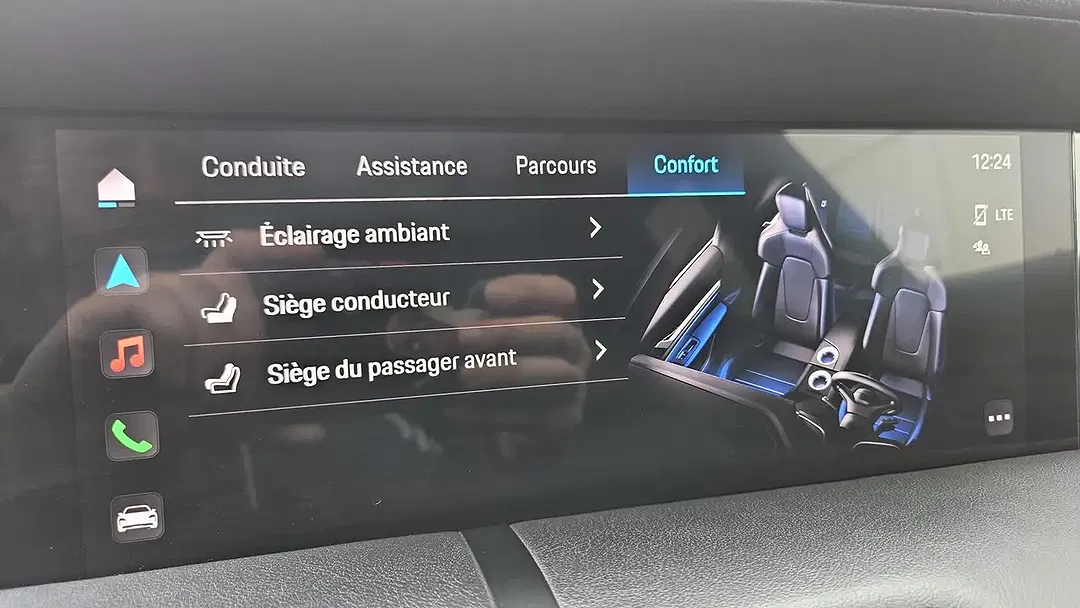 Porsche Taycan - Thumbnail 15