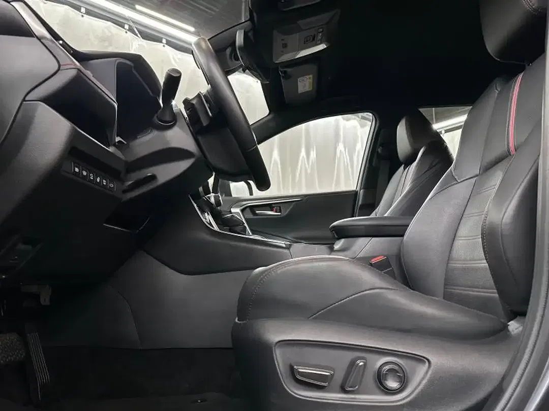 Toyota RAV 4 - Thumbnail 21