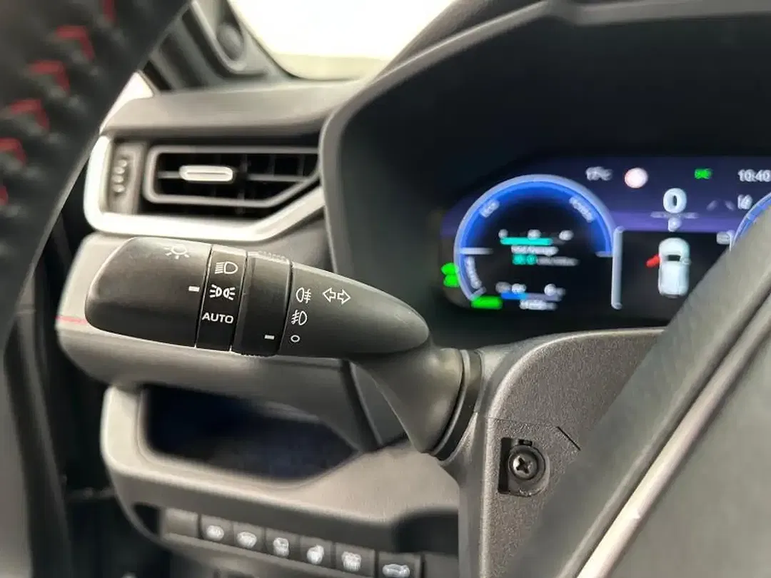 Toyota RAV 4 - Thumbnail 27