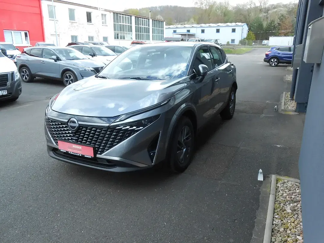 Nissan Qashqai - Thumbnail 3