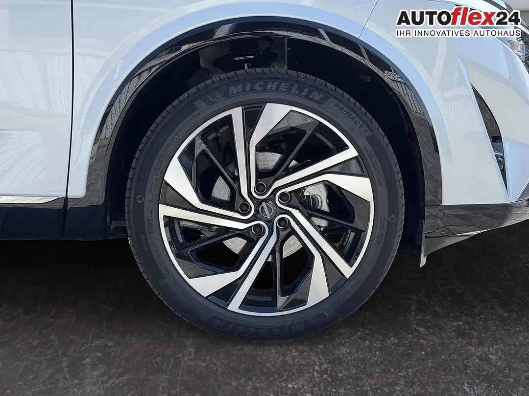 Nissan Qashqai - Thumbnail 9