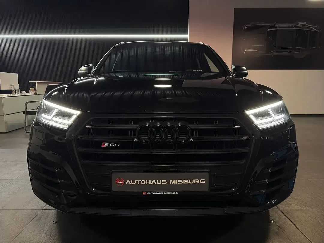 Audi SQ5 - Thumbnail 2