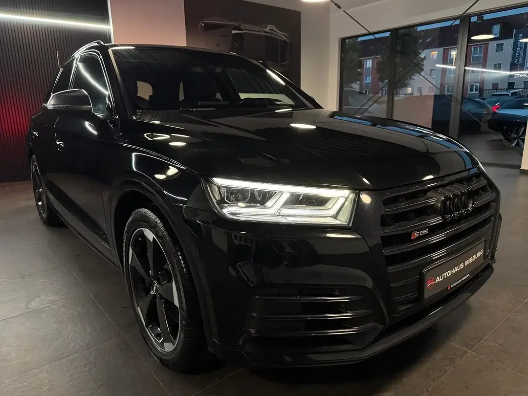 Audi SQ5 - Thumbnail 3
