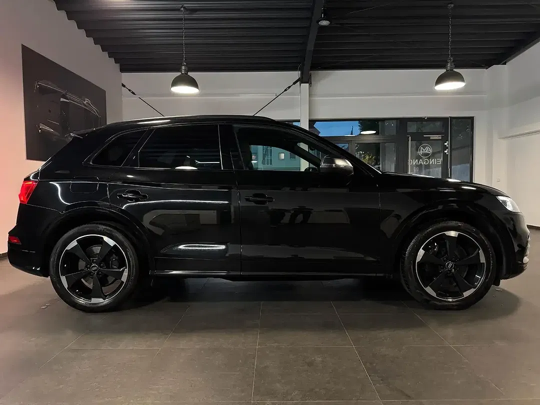 Audi SQ5 - Thumbnail 4