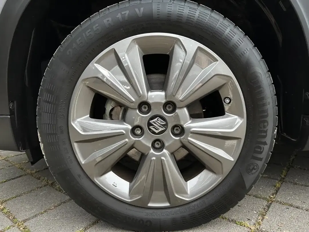 Suzuki Vitara - Thumbnail 12