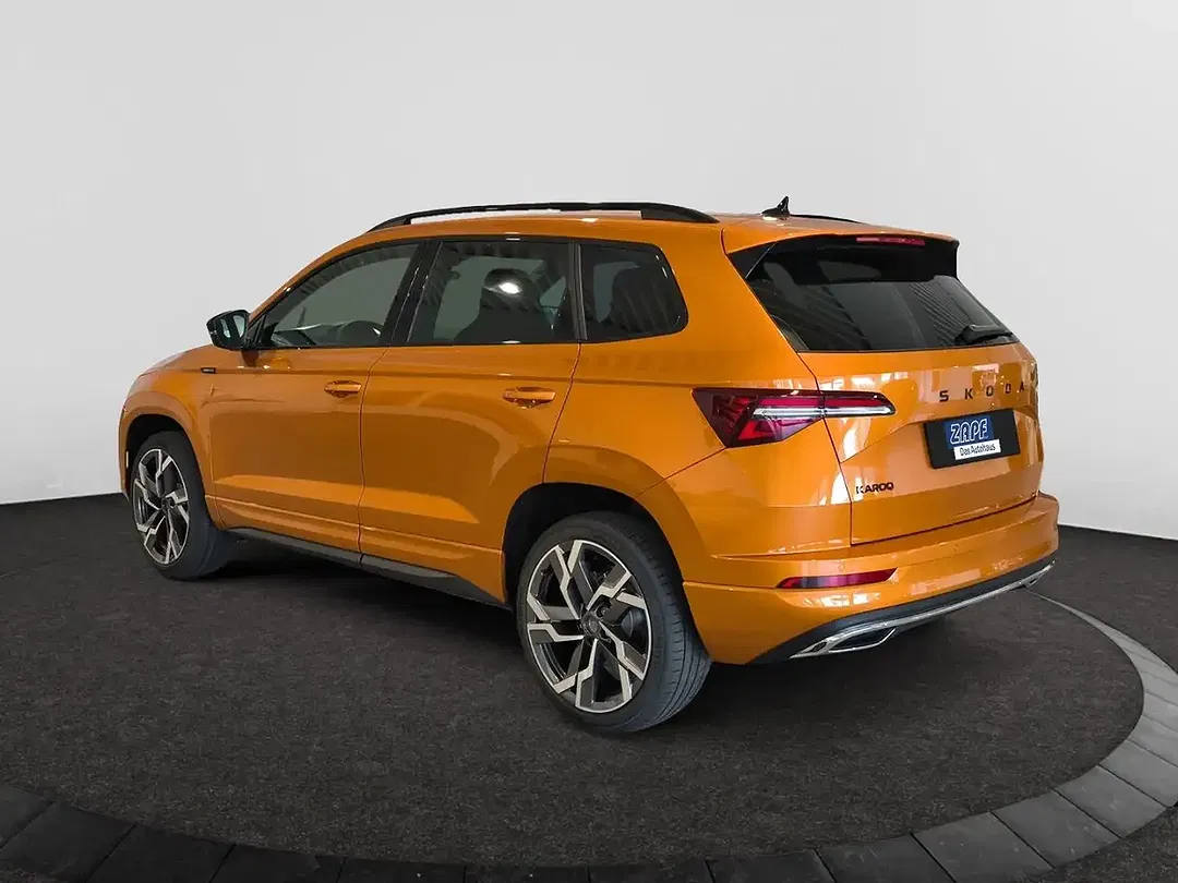 Skoda Karoq - Thumbnail 3