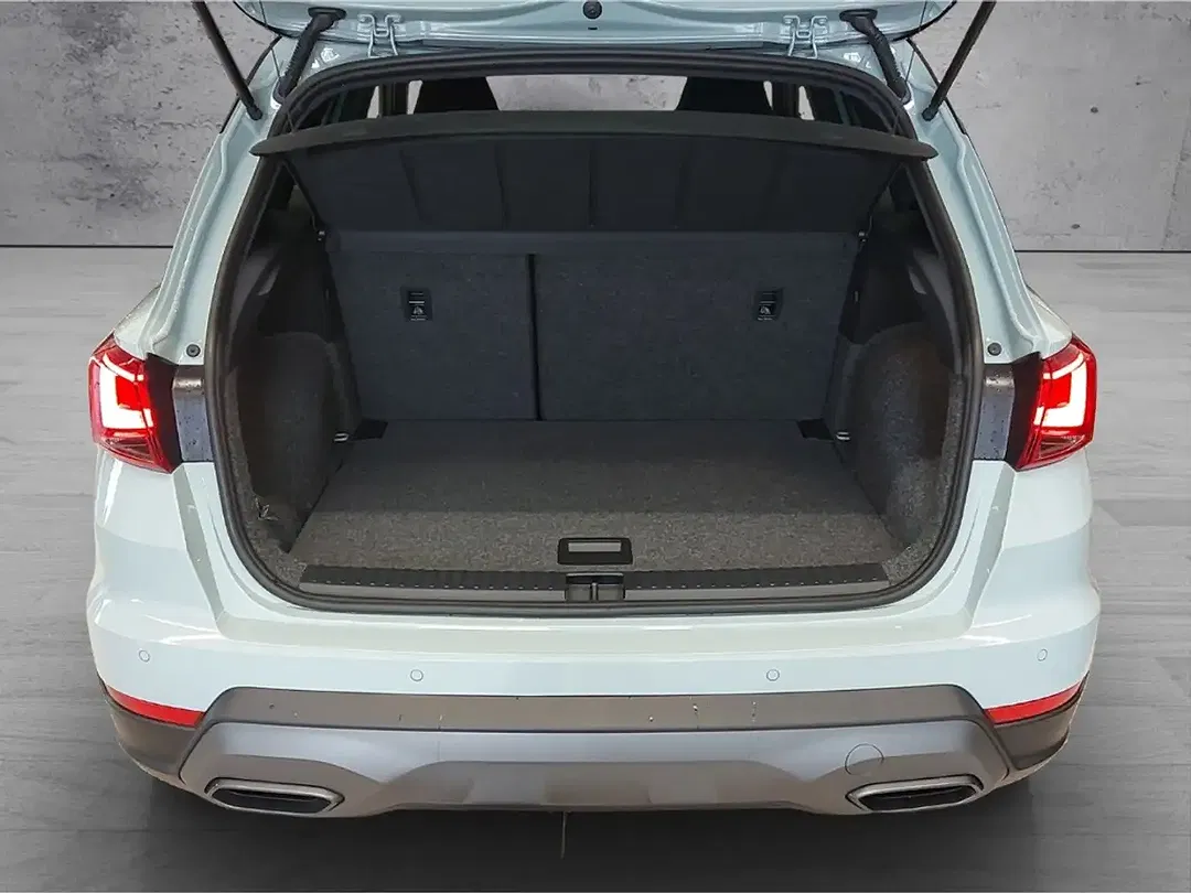 SEAT Arona - Thumbnail 16