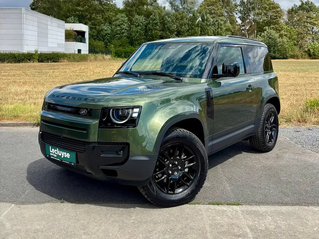 Land Rover Defender D200 3.0 MHEV 90 S