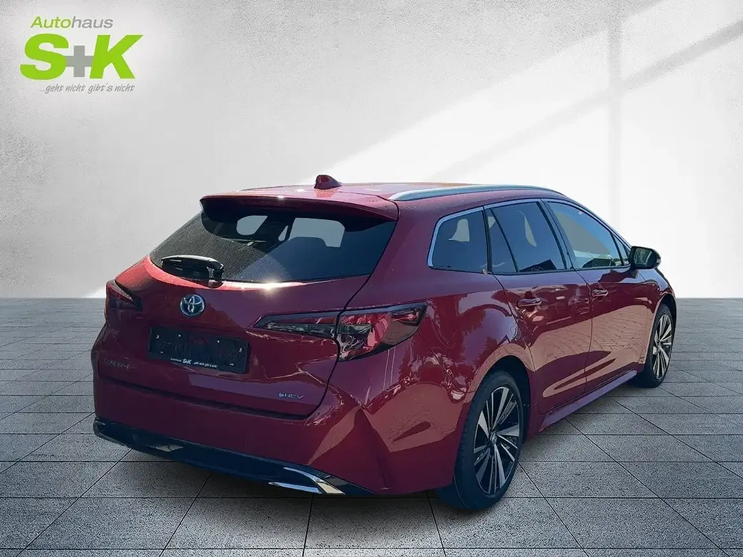 Toyota Corolla - Thumbnail 4