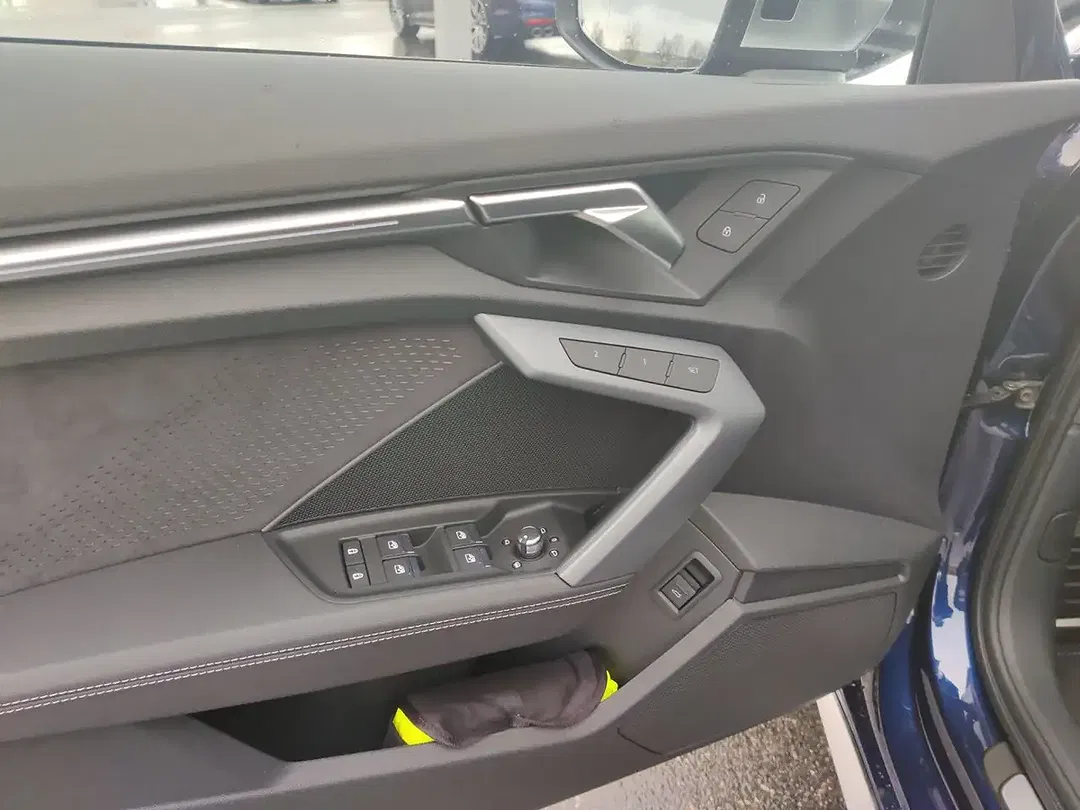 Audi S3 - Thumbnail 11