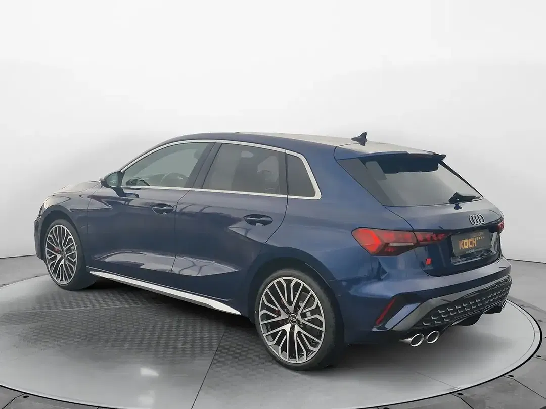 Audi S3 - Thumbnail 3
