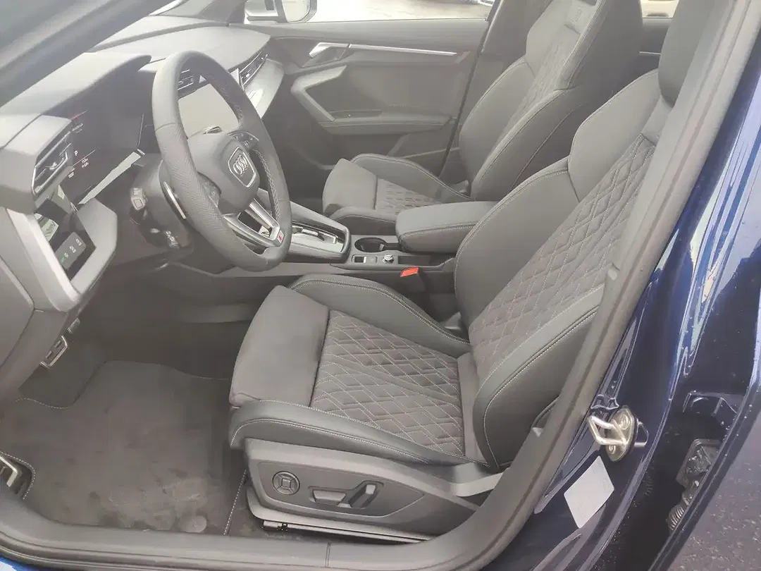 Audi S3 - Thumbnail 6